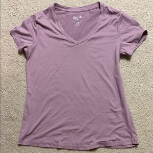 Fit collective size medium v neck tee